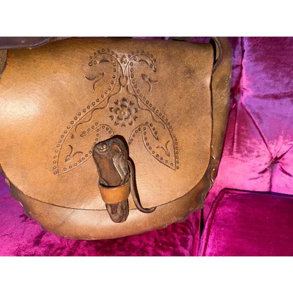 Handmade Handbags - Vintage 70s Handmade Leather Tooled Bag Boho Saddle Purse Tan Wood